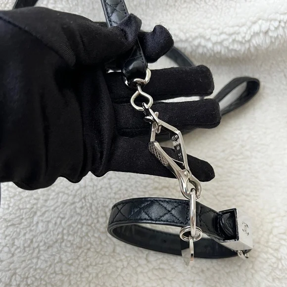 Auth Chanel Black Quilted CC Logo Dog Collar & Leash Set - Size Small - Picture 10 of 15